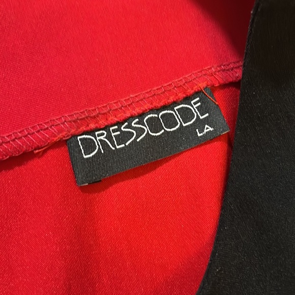 Red and black sleeveless kneelength spandex dress - Picture 4 of 5